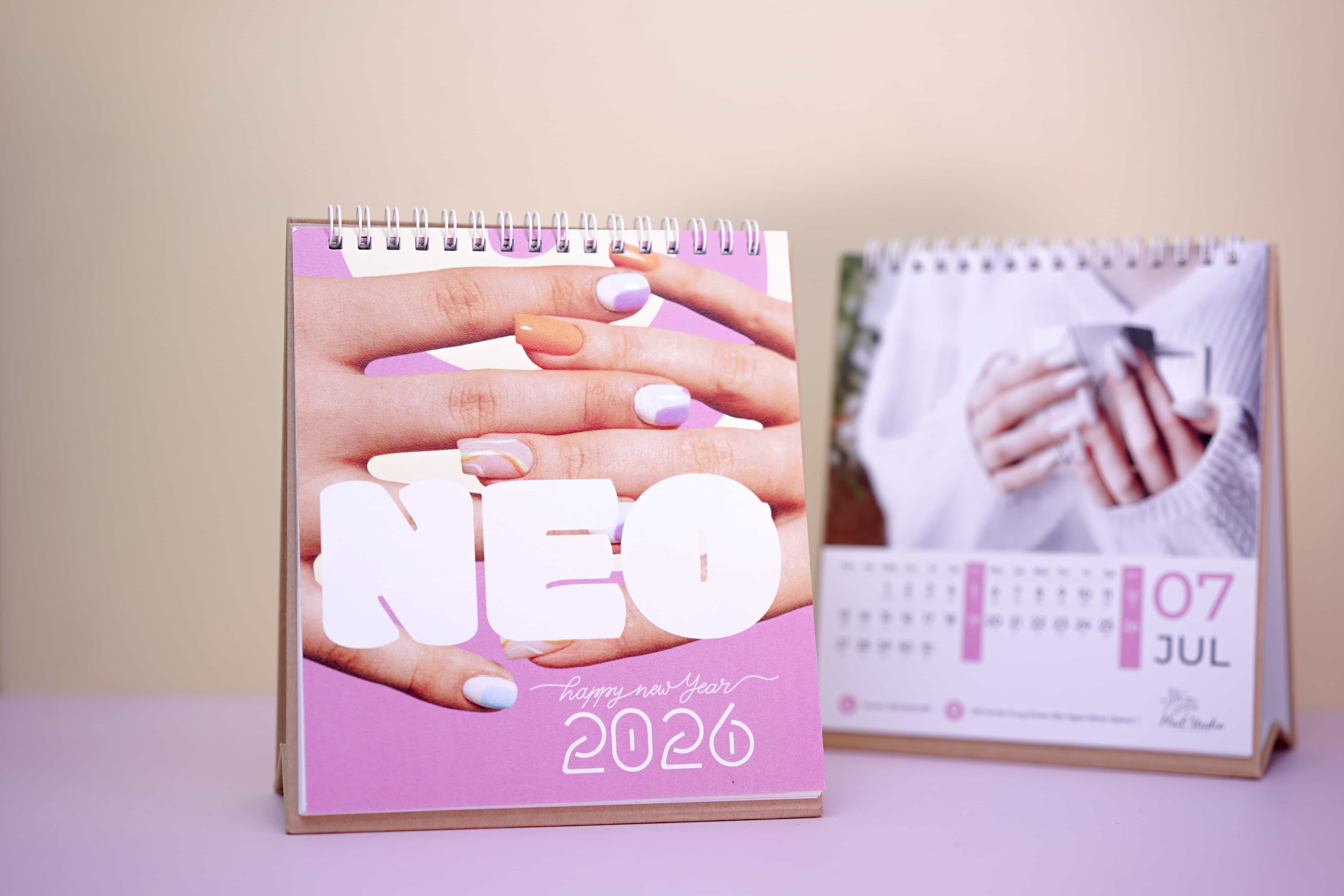 Lịch để bàn dành tặng khách hàng