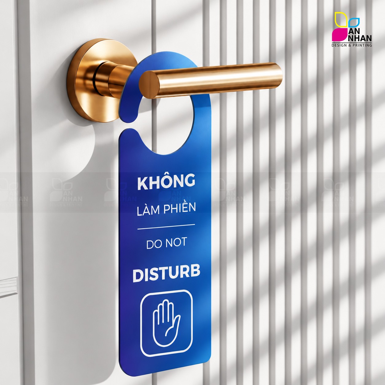 Thẻ treo cửa ph&ograve;ng